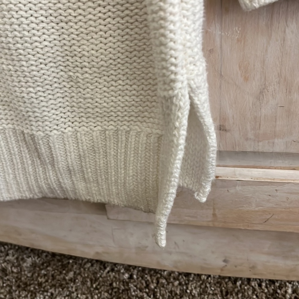 Sweater - Picture 2 of 4